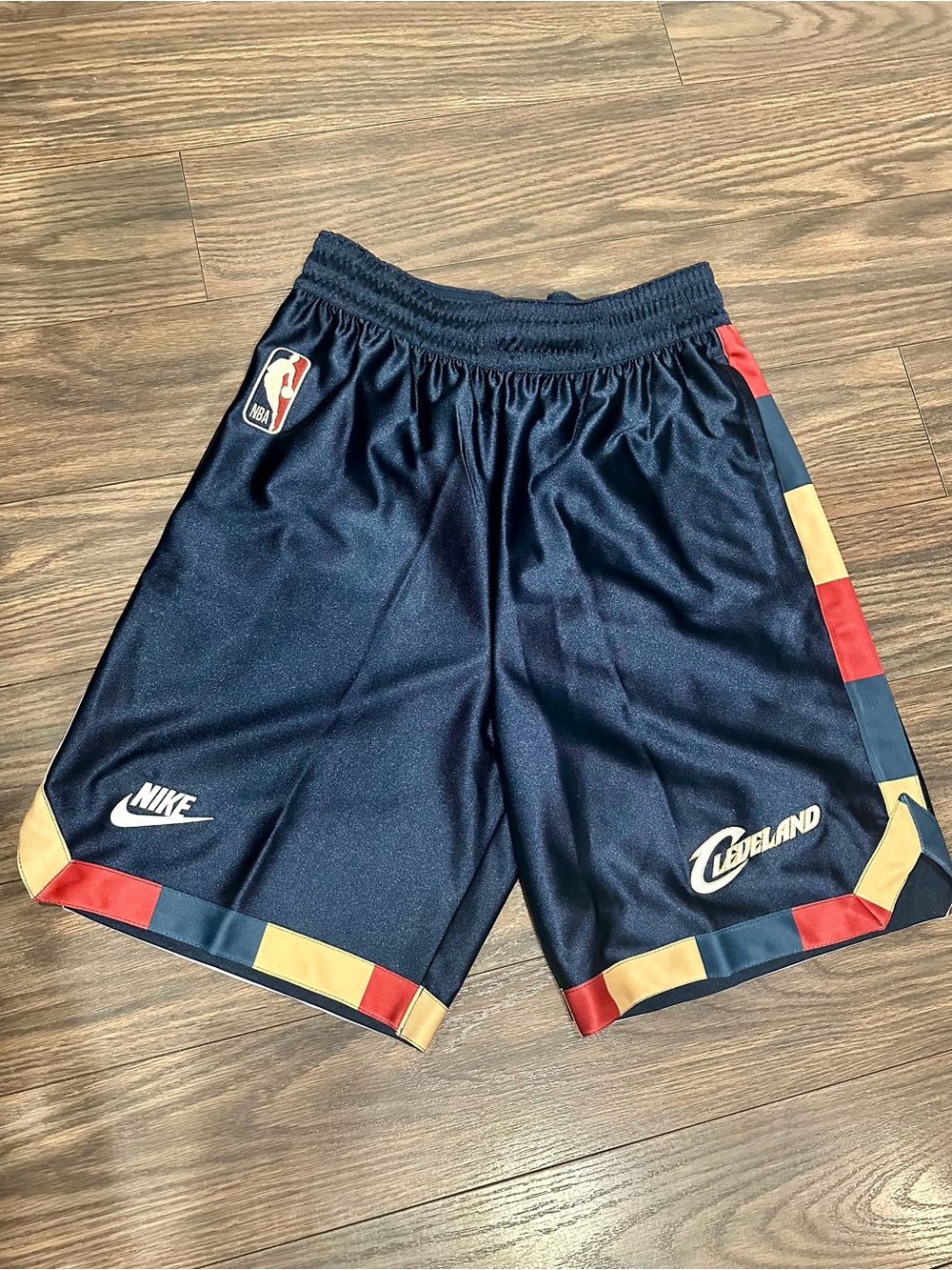 Nike Cleveland Cavaliers Basketball Shorts Classic Edition Men’s Small NWT